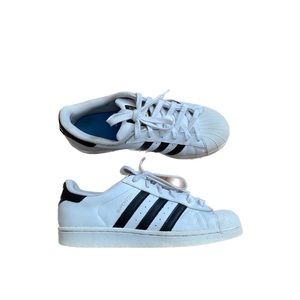 Adidas superstar